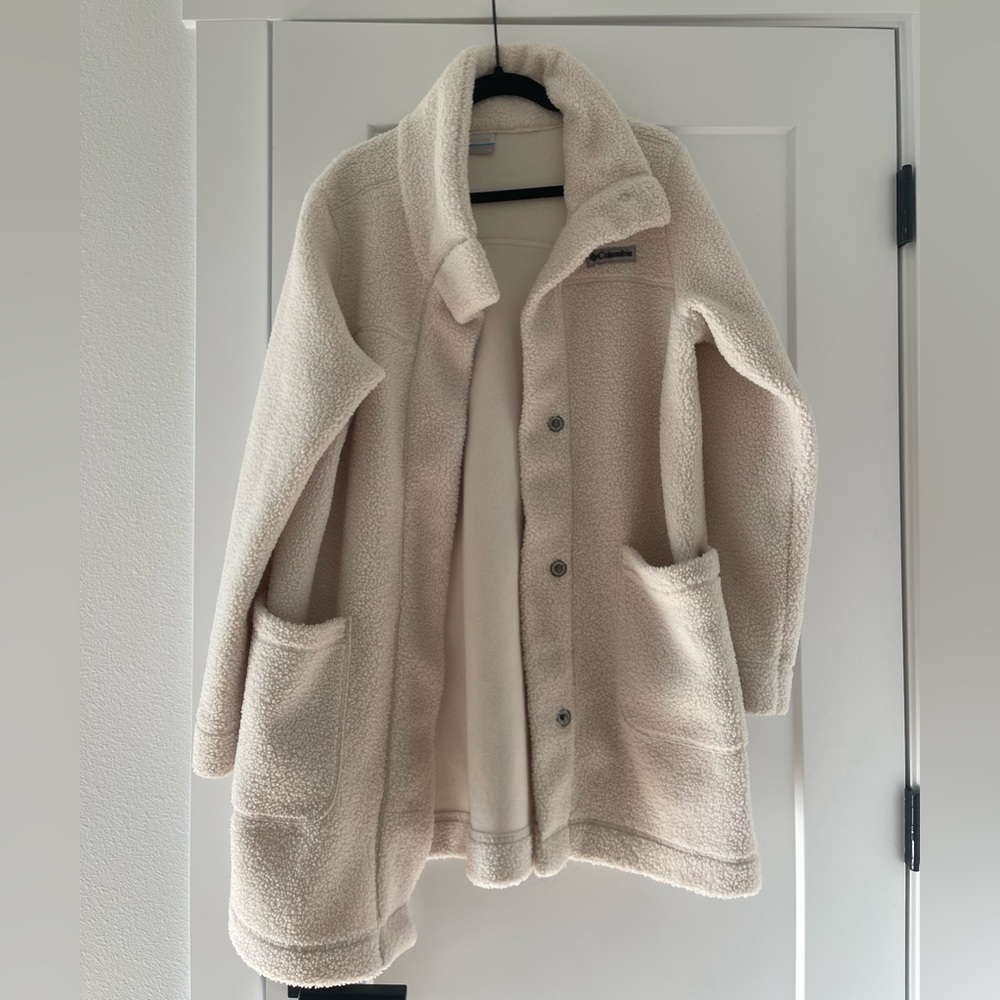 LIKE NEW Columbia Cream Teddy Jacket